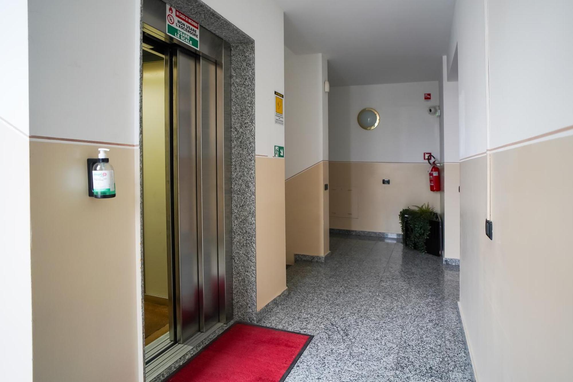 Bnbook Expo Residence Ро Екстериор снимка