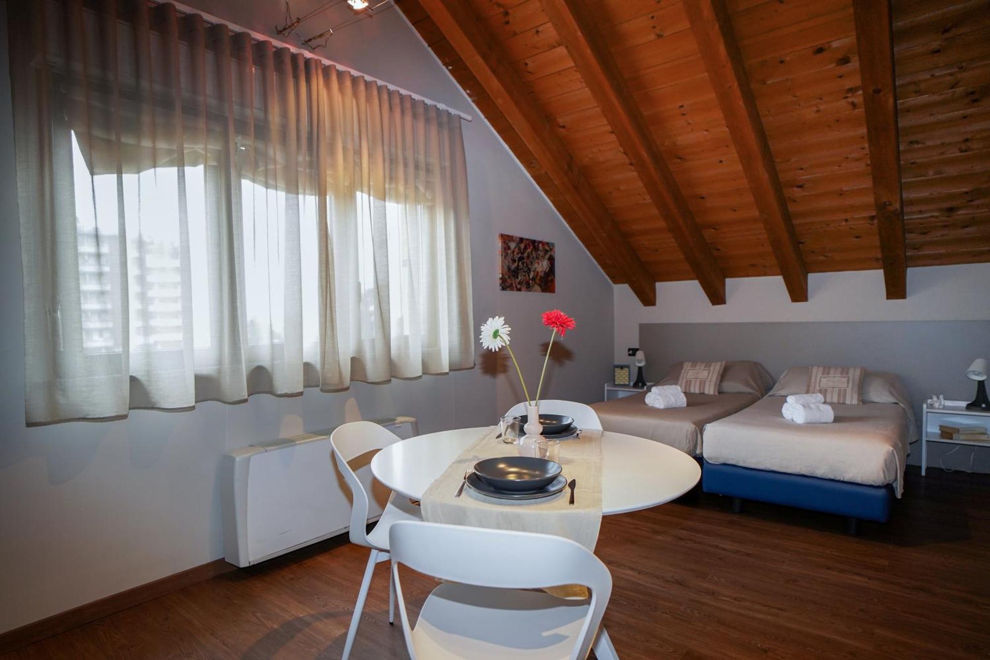 Bnbook Expo Residence Ро Екстериор снимка